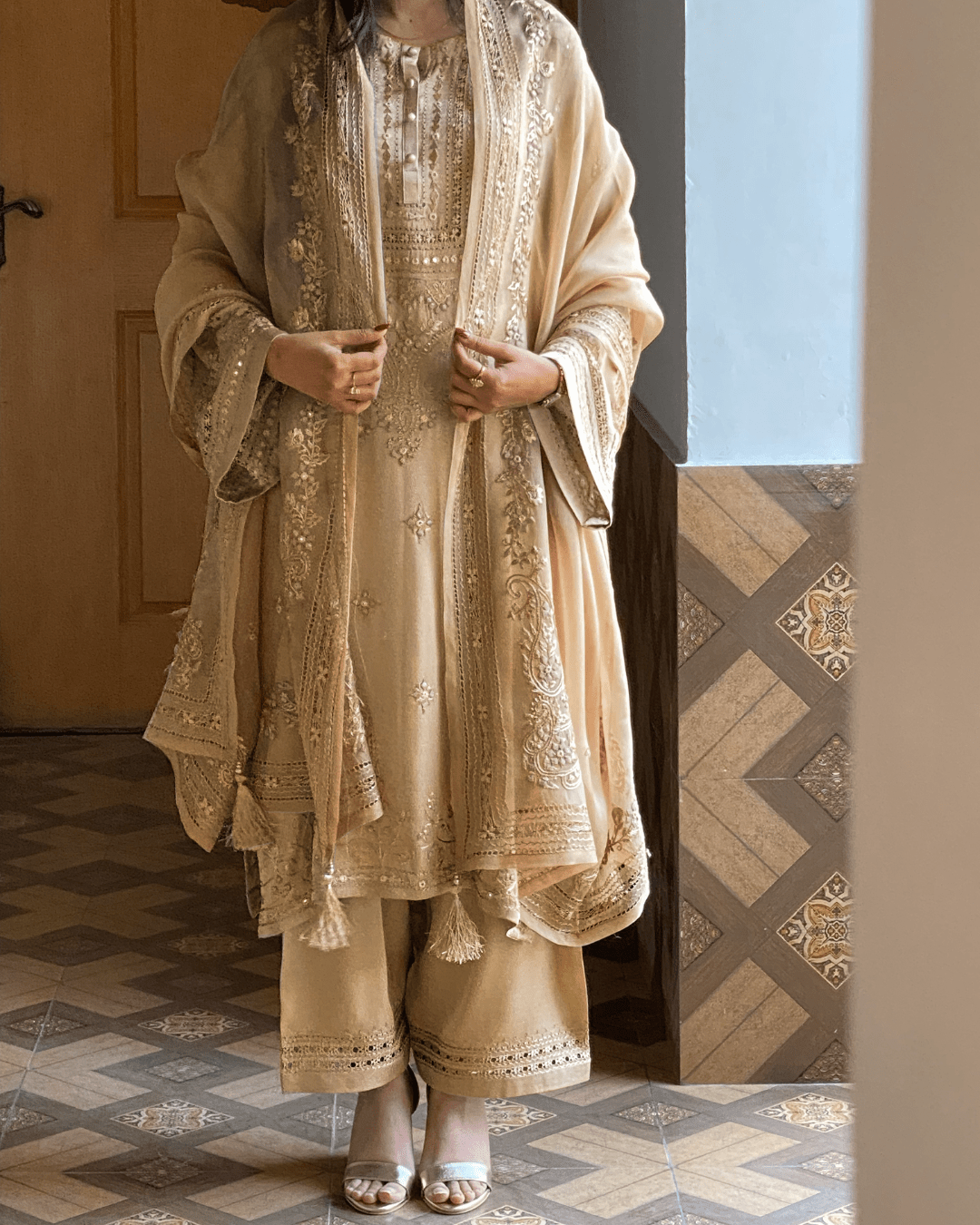 Premium Silk Handmade Warm Ivory Gold Two Piece - Pret