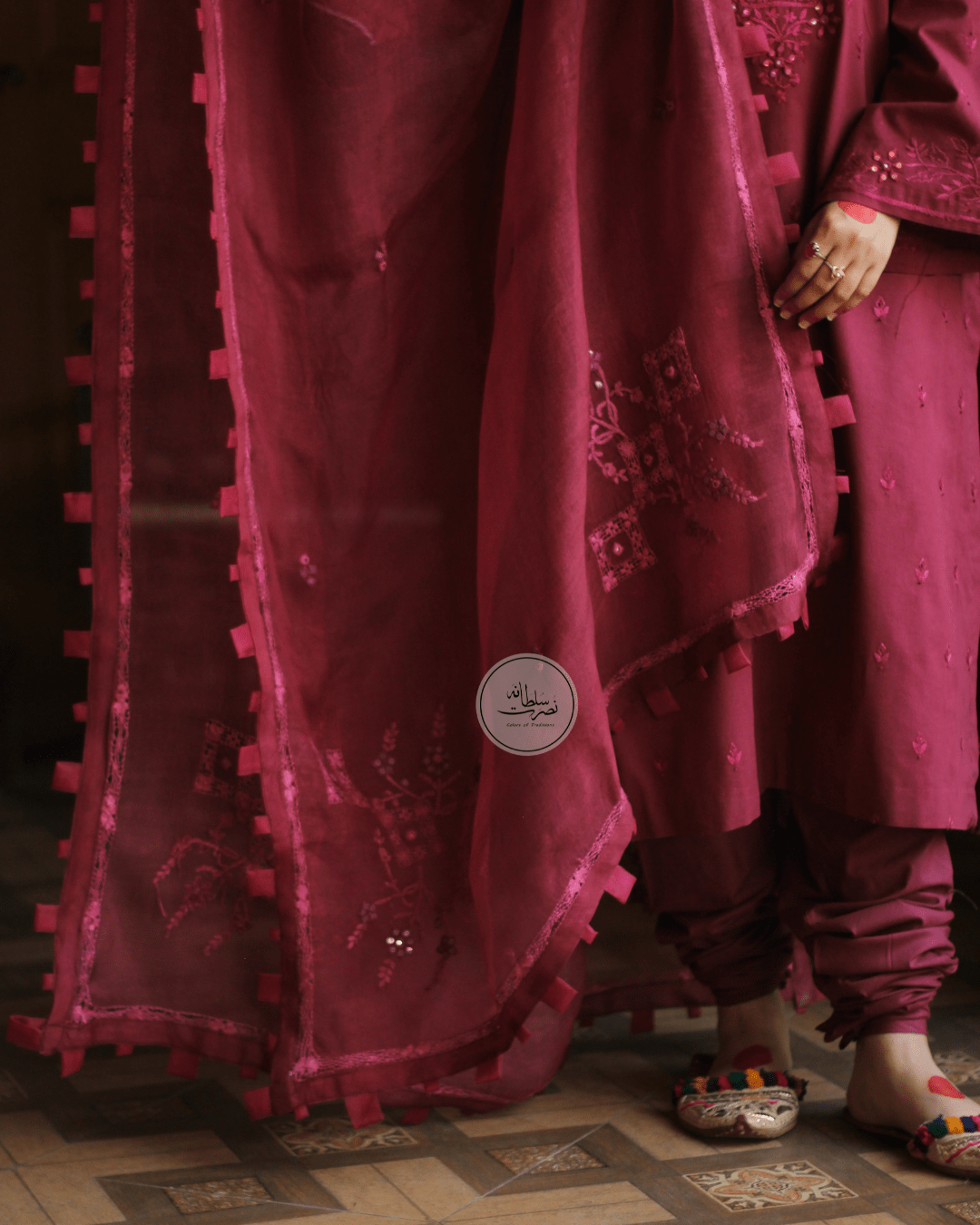 Pure Organza Handcrafted Tarkashi, Tukri & Mirror Work Dupaata - Burgundy Shade