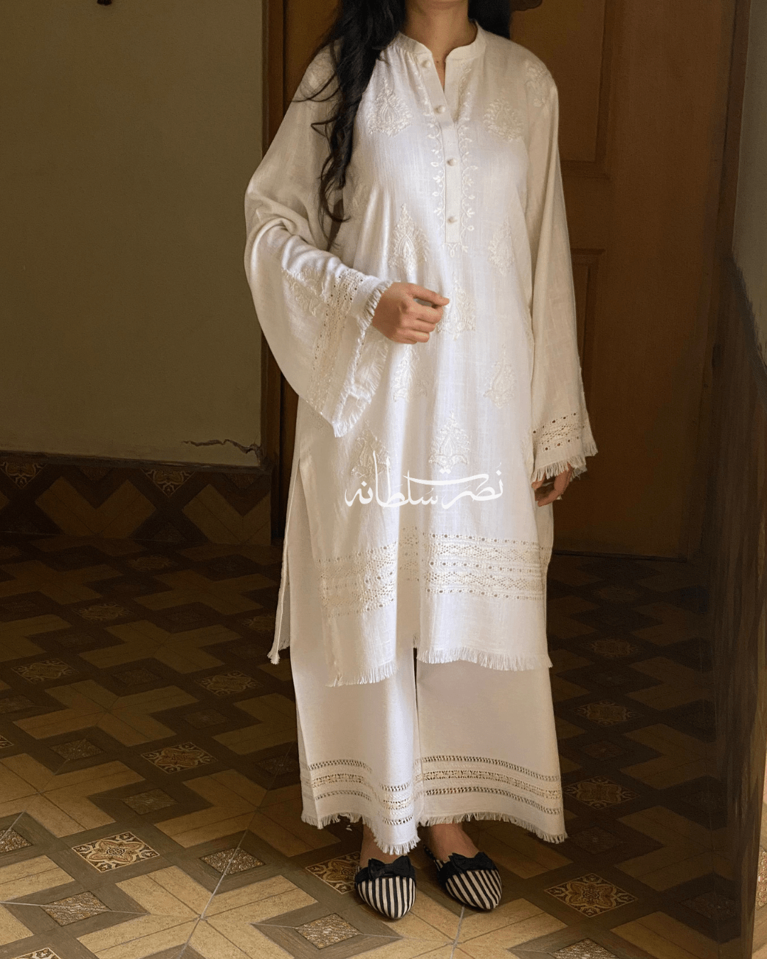 NOOR - Tarkashi and Hand Embroidered Irish Linen Kurta