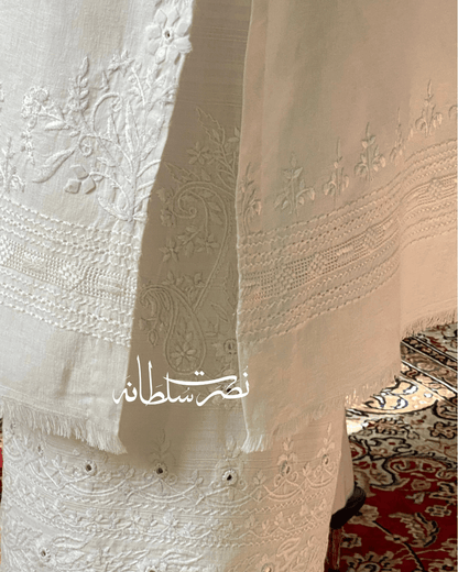 Classic Pearl White Handcrafted Tarkashi & Mirror Work Kurta