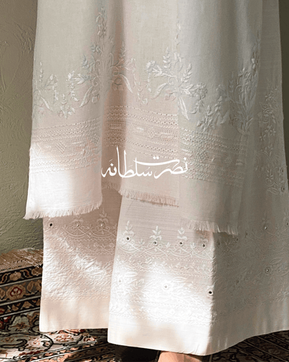 Classic Pearl White Handcrafted Tarkashi & Mirror Work Kurta
