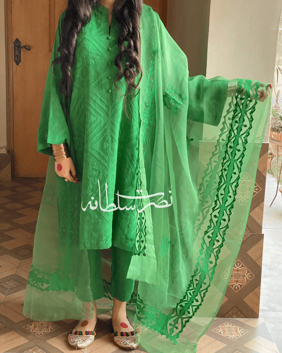 Handcrafted Ralli Work Swiss Lawn Kurta & Organza Dupatta - Emerald Green