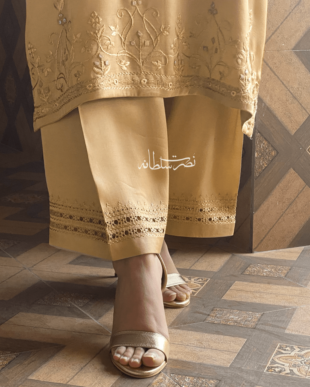 Premium Silk Handmade Warm Ivory Gold Two Piece - Pret