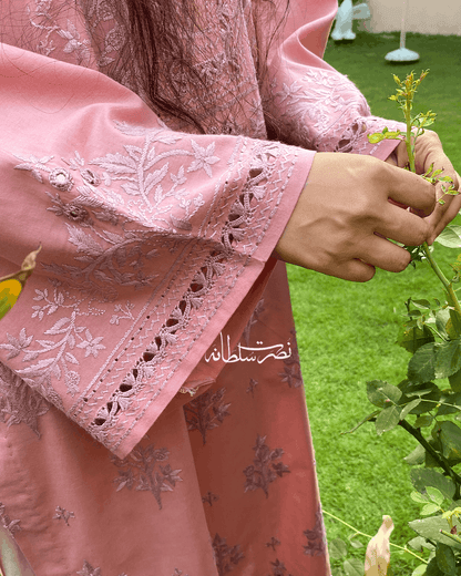 Dust Rose Pink Hand Embroidered, Tarkashi and Mirror Work Kurta
