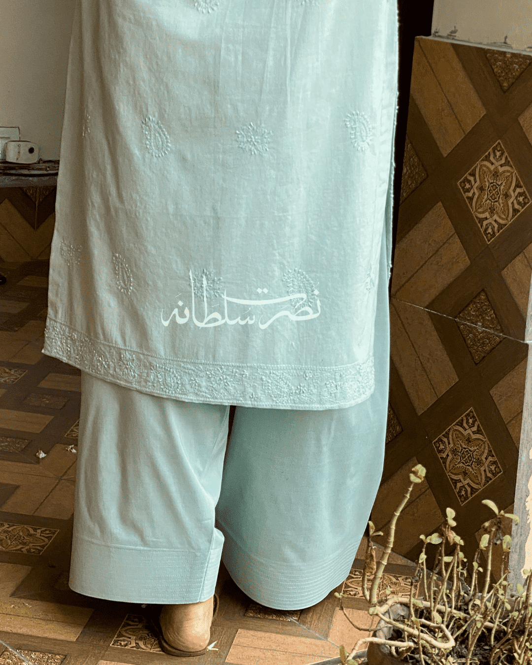 Classic Hand Embroidered Chikankari Lawn Shirt - Mint Green