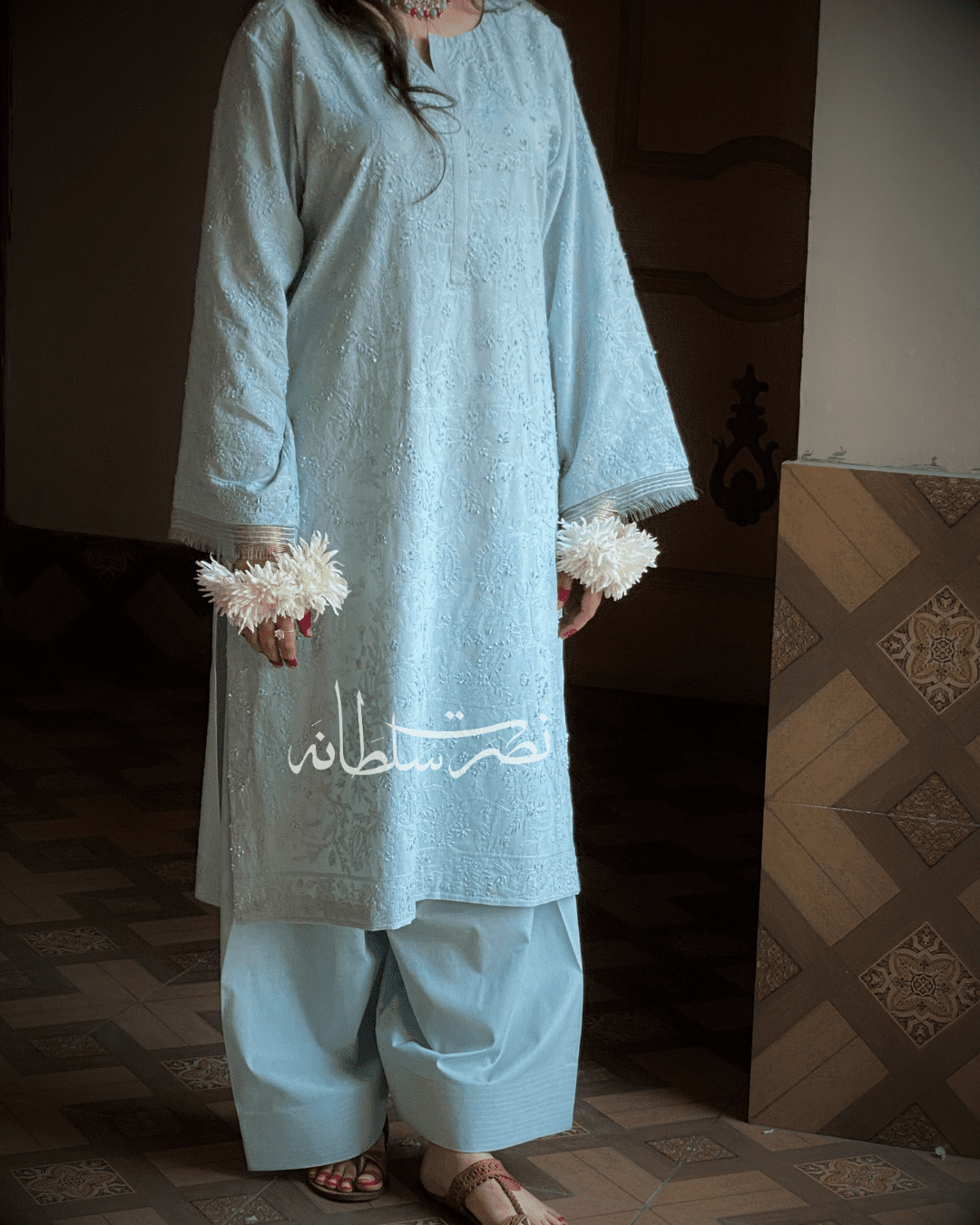 Classic Hand Embroidered Chikankari Lawn Shirt - Mint Green